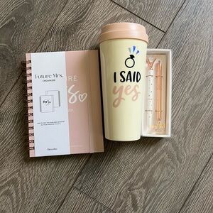 Wedding planner + accessories